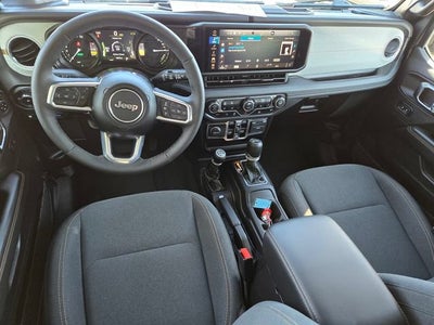 2025 Jeep Wrangler 4xe Sahara