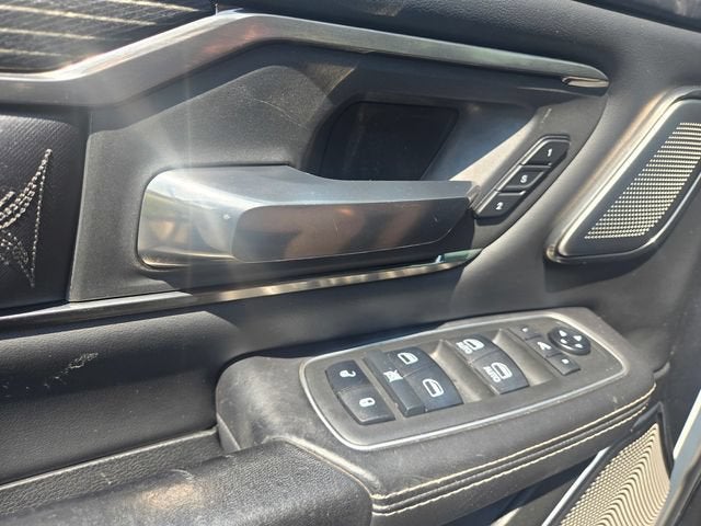 2021 RAM 1500 Limited Crew Cab 4x4 5'7" Box