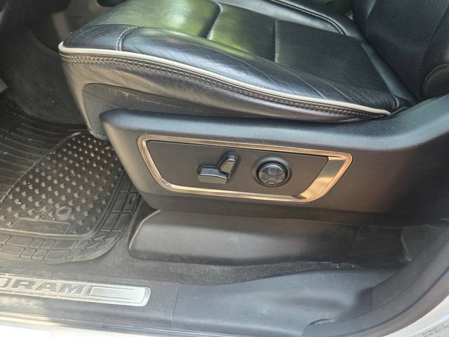 2021 RAM 1500 Limited Crew Cab 4x4 5'7" Box