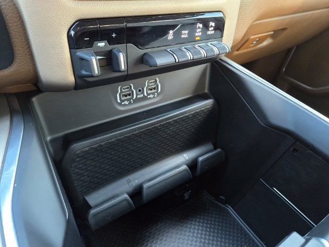 2021 RAM 1500 Laramie Crew Cab 4x4 5'7" Box