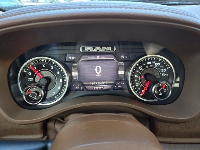 2021 RAM 1500 Laramie Crew Cab 4x4 5'7" Box