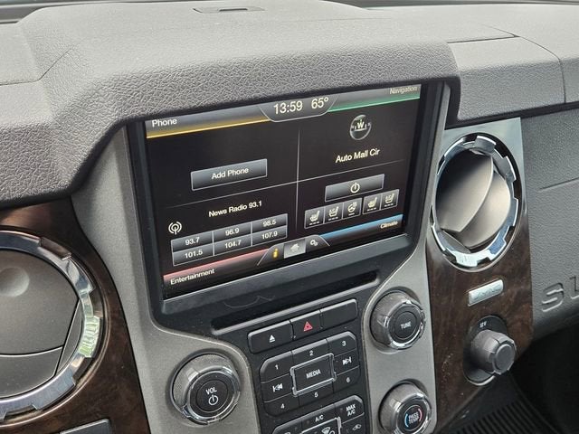 2015 Ford Super Duty F-250 SRW Lariat