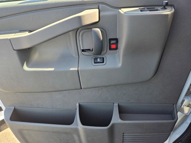 2024 Chevrolet Express Cargo 2500 WT