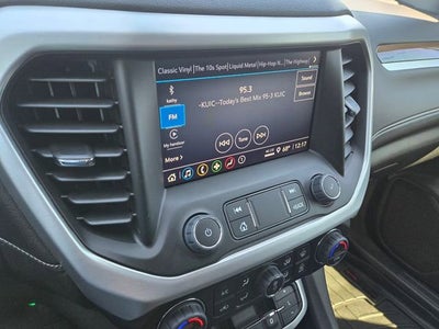2023 GMC Acadia SLE