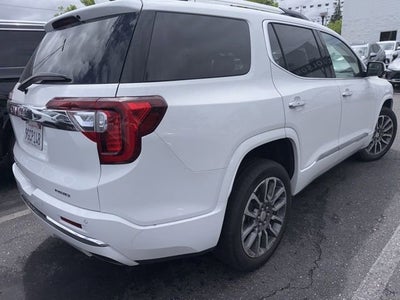2023 GMC Acadia Denali