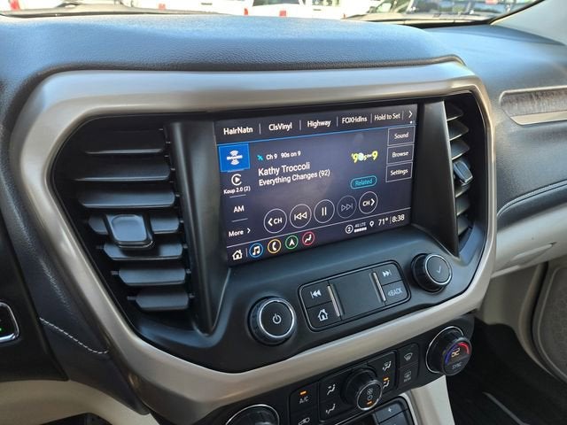2023 GMC Acadia Denali