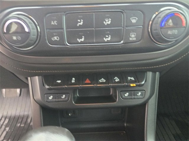 2022 GMC Canyon AT4 - Leather