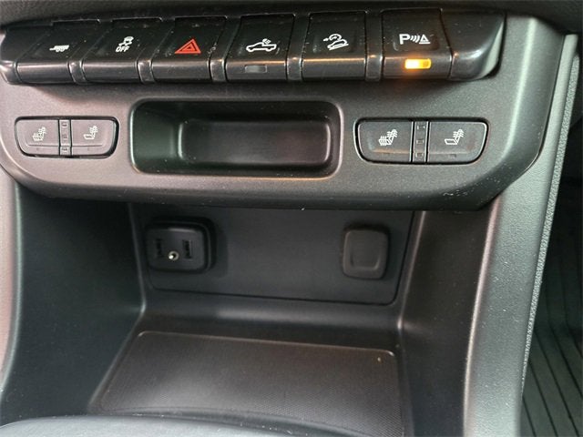 2022 GMC Canyon AT4 - Leather