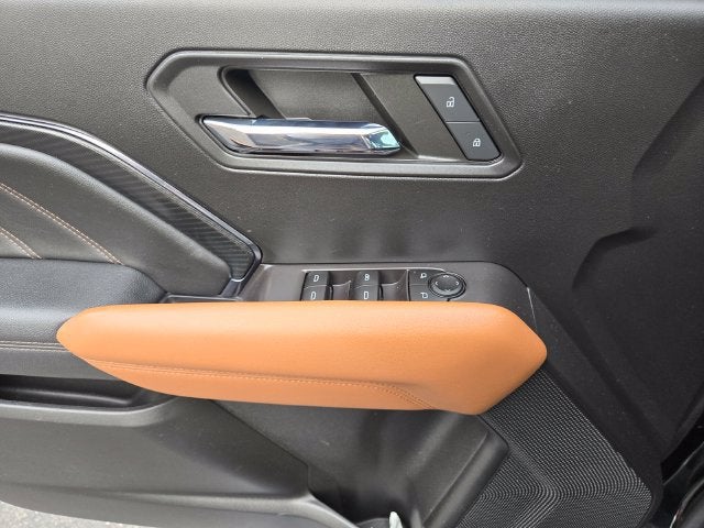 2023 GMC Canyon 4WD AT4