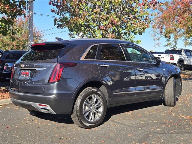 2021 Cadillac XT5 Premium Luxury