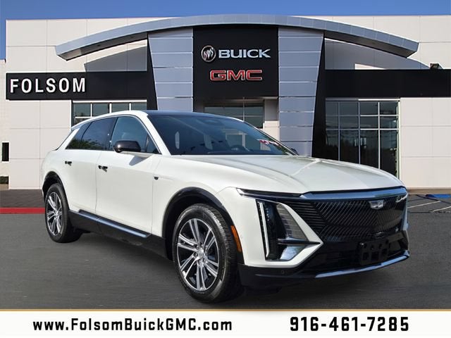 2024 Cadillac LYRIQ Luxury 1