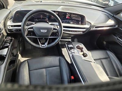 2024 Cadillac LYRIQ Luxury 1
