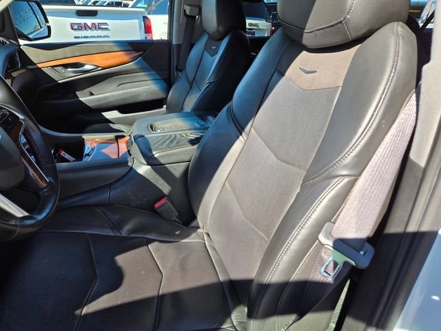 2016 Cadillac Escalade ESV Luxury Collection