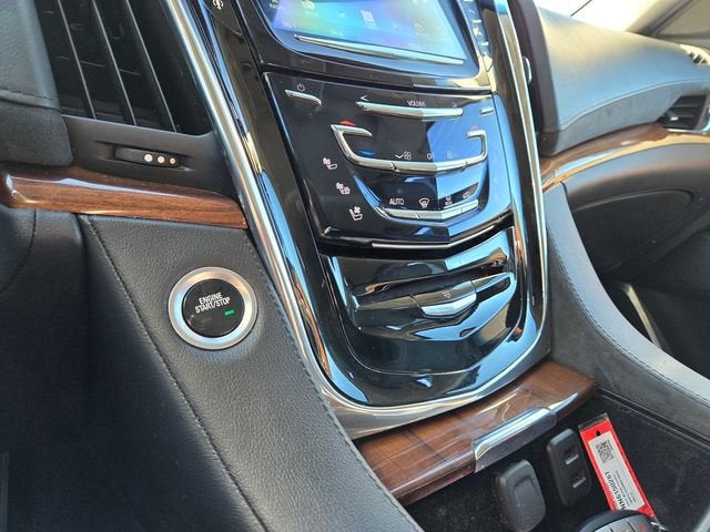 2016 Cadillac Escalade ESV Luxury Collection