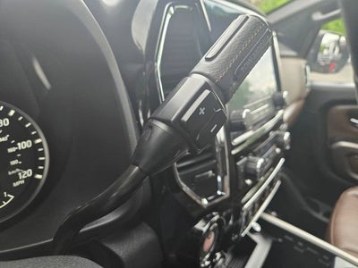 2023 Nissan TITAN Crew Cab Platinum Reserve 4x4