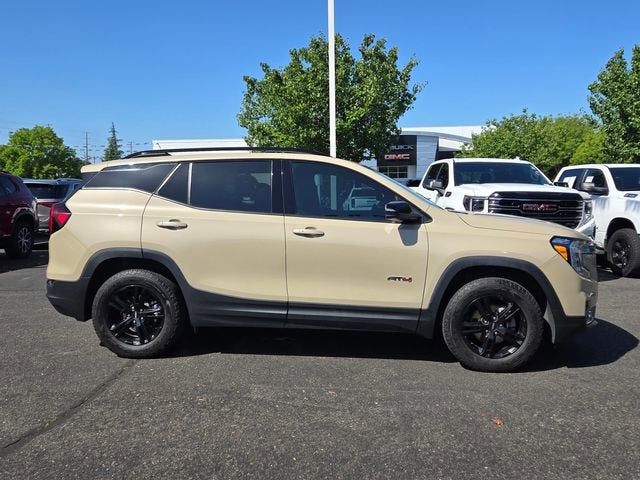 2023 GMC Terrain AT4