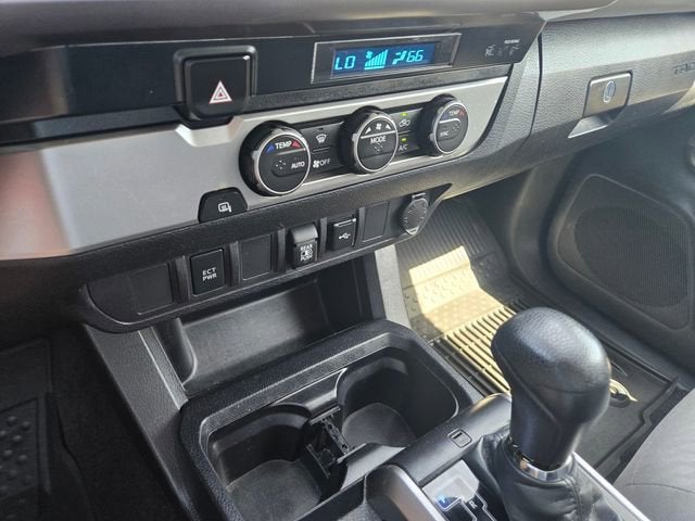 2022 Toyota Tacoma 2WD SR5