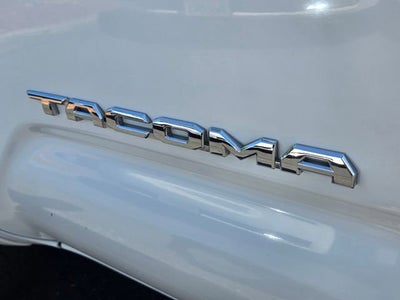 2022 Toyota Tacoma 2WD SR5
