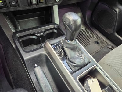 2022 Toyota Tacoma SR5 V6