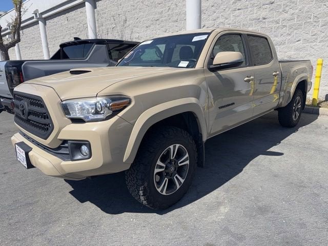 2017 Toyota Tacoma SR5