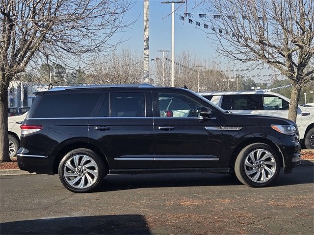 2024 Lincoln Navigator Reserve