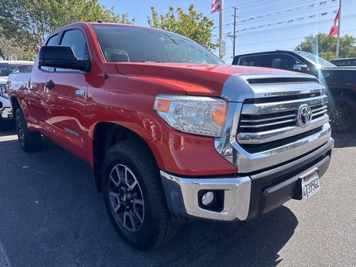 2017 Toyota Tundra SR5 5.7L V8