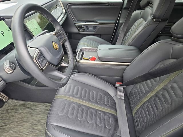 2024 RIVIAN R1T Adventure