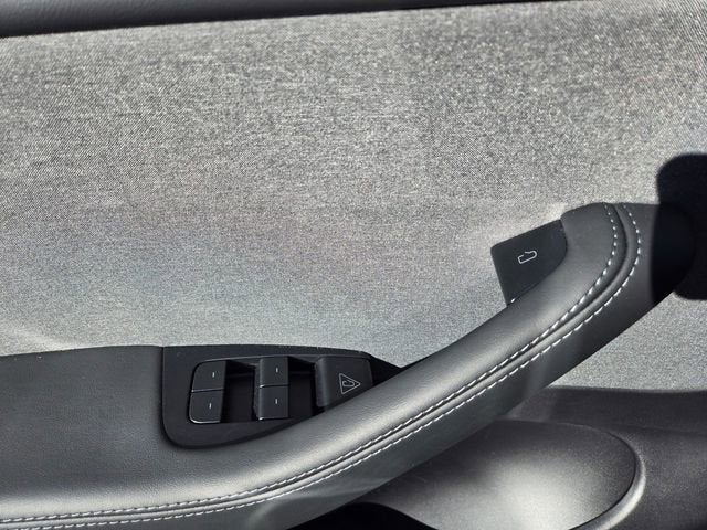 2026 Tesla Model Y Premium