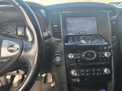 2016 INFINITI QX70 RWD 4dr