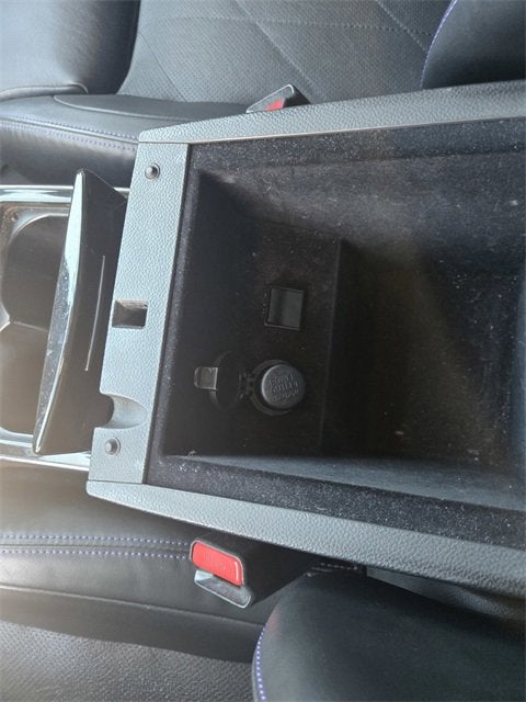 2016 INFINITI QX70 RWD 4dr