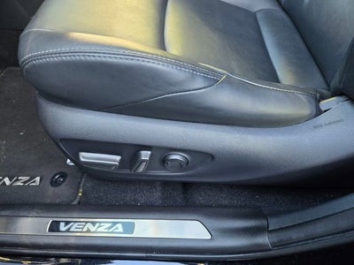 2022 Toyota Venza LE