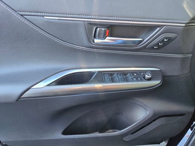 2022 Toyota Venza LE