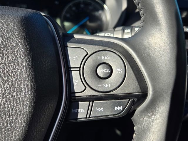 2022 Toyota Venza LE