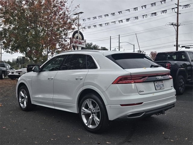 2023 Audi Q8 Premium Plus