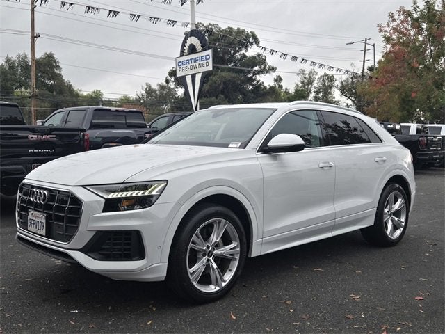 2023 Audi Q8 Premium Plus