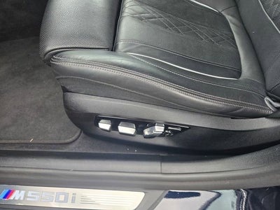 2022 BMW M550 i xDrive