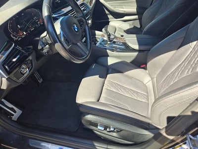 2023 BMW 530 i