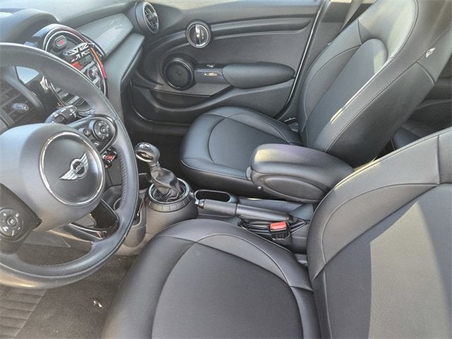 2015 MINI Hardtop 4 Door Cooper