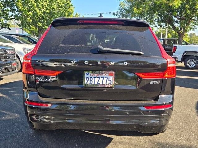 2022 Volvo XC60 Momentum