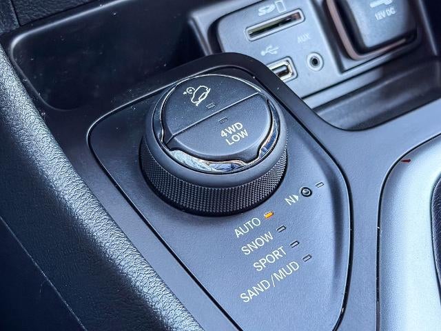 2016 Jeep Cherokee Overland