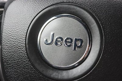 2019 Jeep Grand Cherokee Laredo E