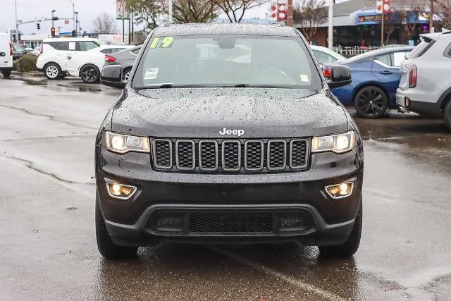 2019 Jeep Grand Cherokee Laredo E