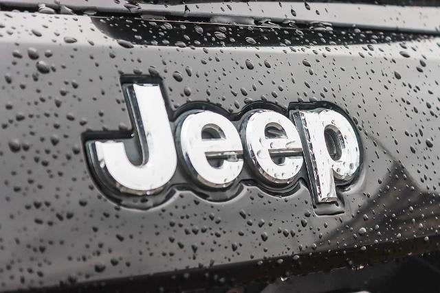 2019 Jeep Grand Cherokee Laredo E