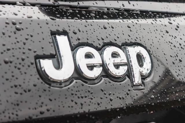 2019 Jeep Grand Cherokee Laredo E