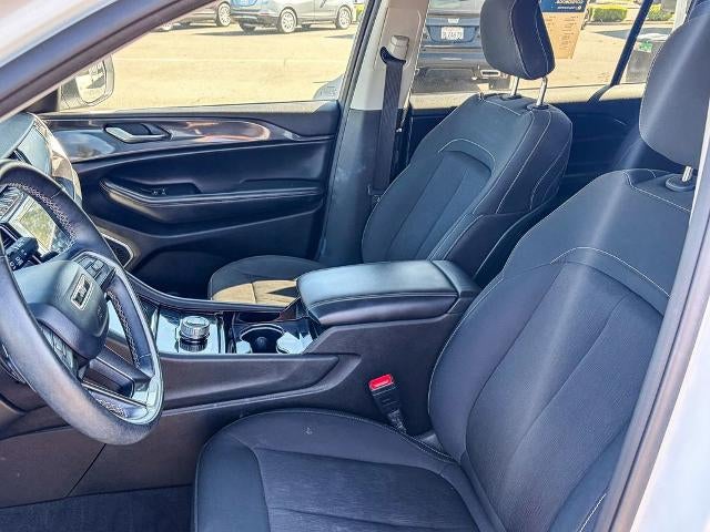 2021 Jeep Grand Cherokee L Laredo