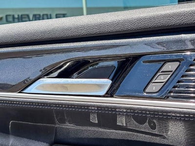 2023 Jeep Wagoneer Base