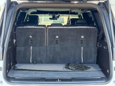 2023 Jeep Wagoneer Base