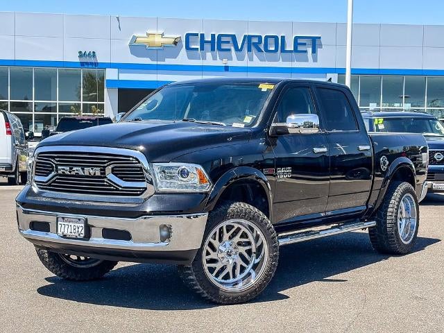 2019 RAM 1500 Classic Laramie Crew Cab 5'7's photo