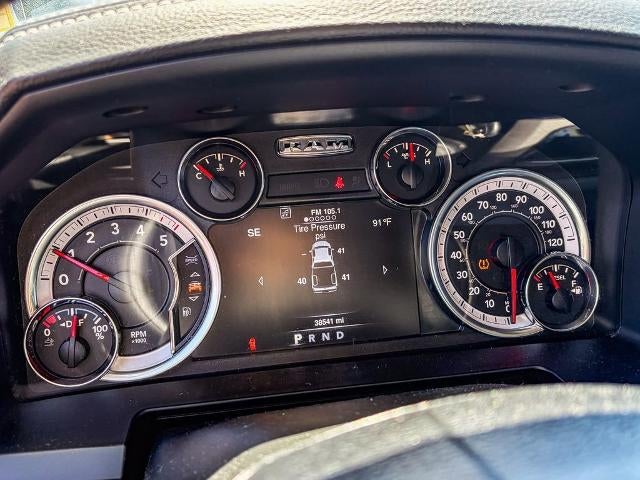 2019 RAM 1500 Classic Laramie Crew Cab 4x2 5'7" Box