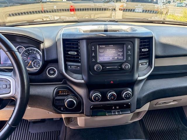 2020 RAM 1500 Big Horn Quad Cab 4x2 6'4" Box